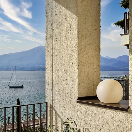Salvatorehomes - Luxurious Dreamview Waterfront In With Pool - Casa Azura - A 5 Star Luxury Collection At Garda Apartmán Torri Del Benaco